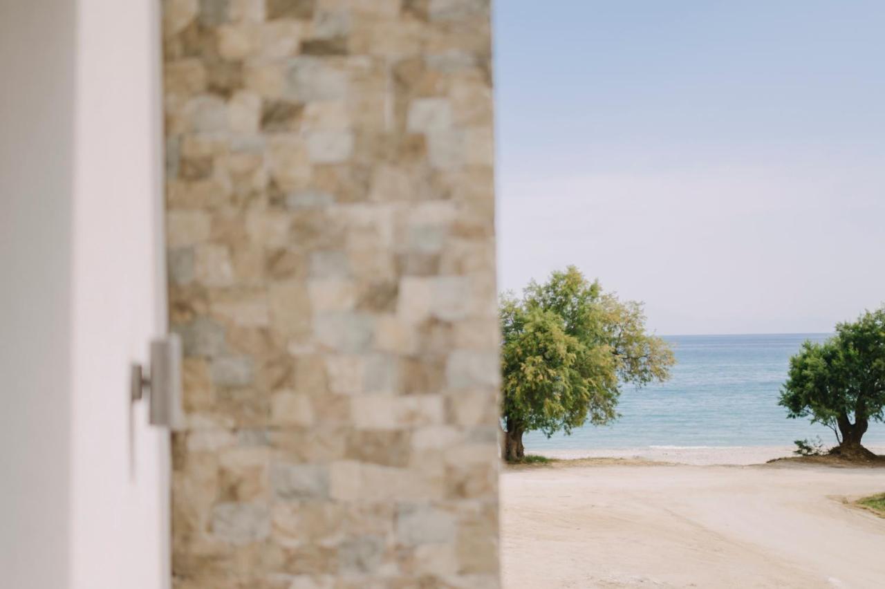 يميناريا Blue Stone Luxury Suites المظهر الخارجي الصورة