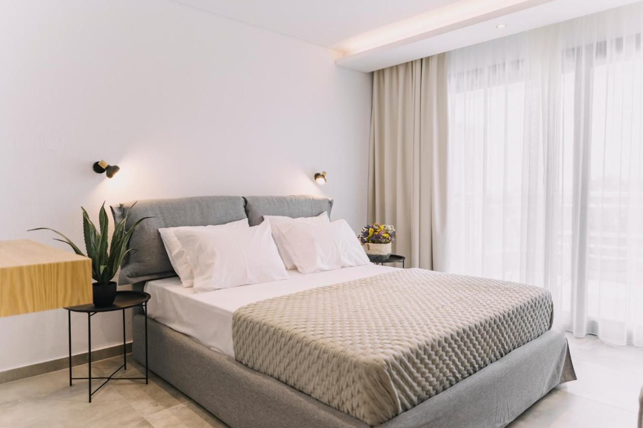 يميناريا Blue Stone Luxury Suites المظهر الخارجي الصورة