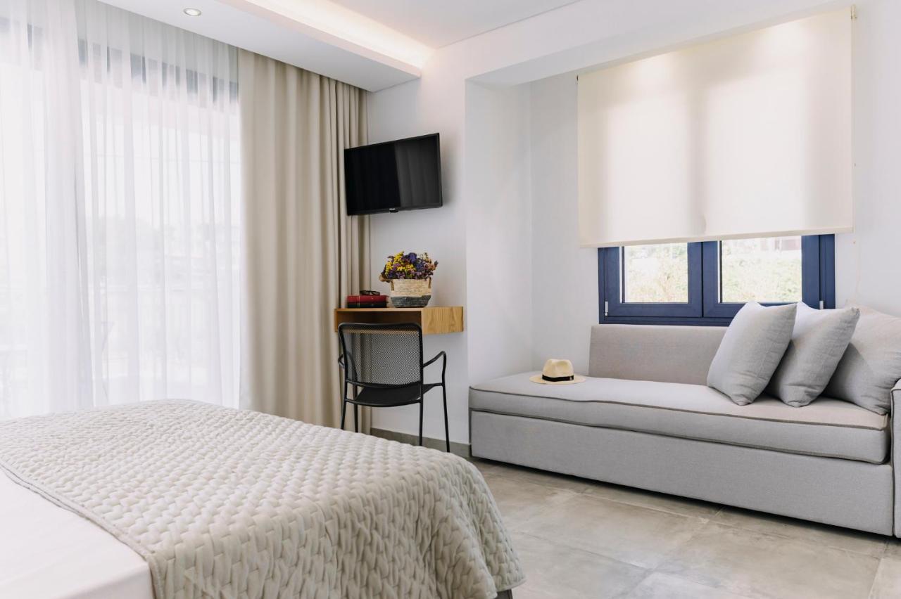 يميناريا Blue Stone Luxury Suites المظهر الخارجي الصورة