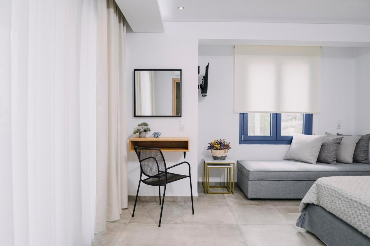 يميناريا Blue Stone Luxury Suites المظهر الخارجي الصورة