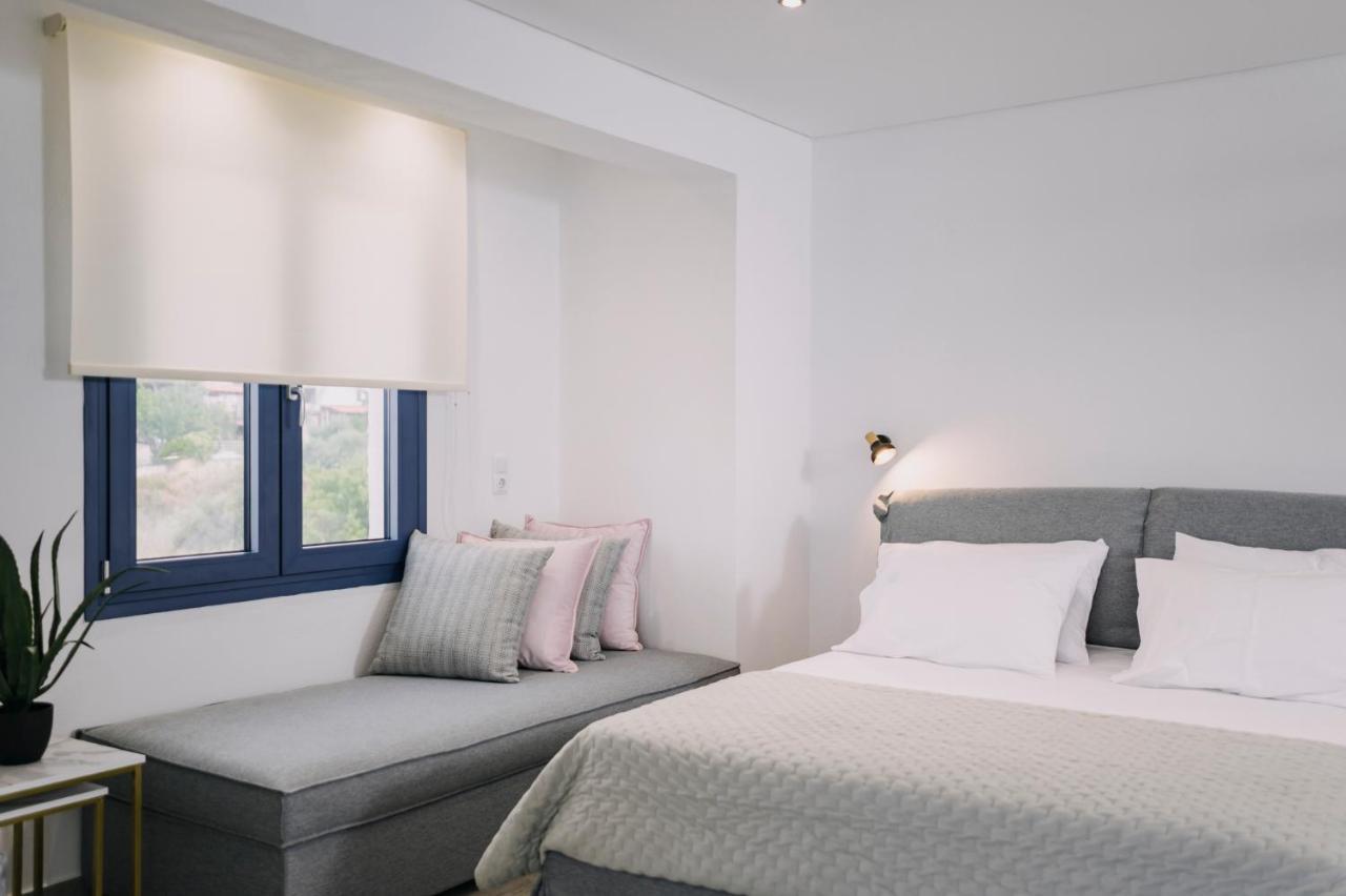 يميناريا Blue Stone Luxury Suites المظهر الخارجي الصورة