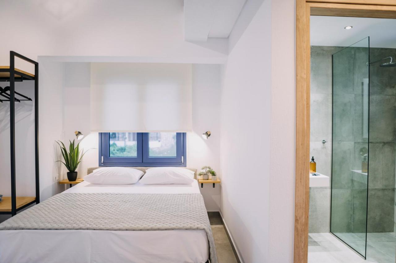 يميناريا Blue Stone Luxury Suites المظهر الخارجي الصورة