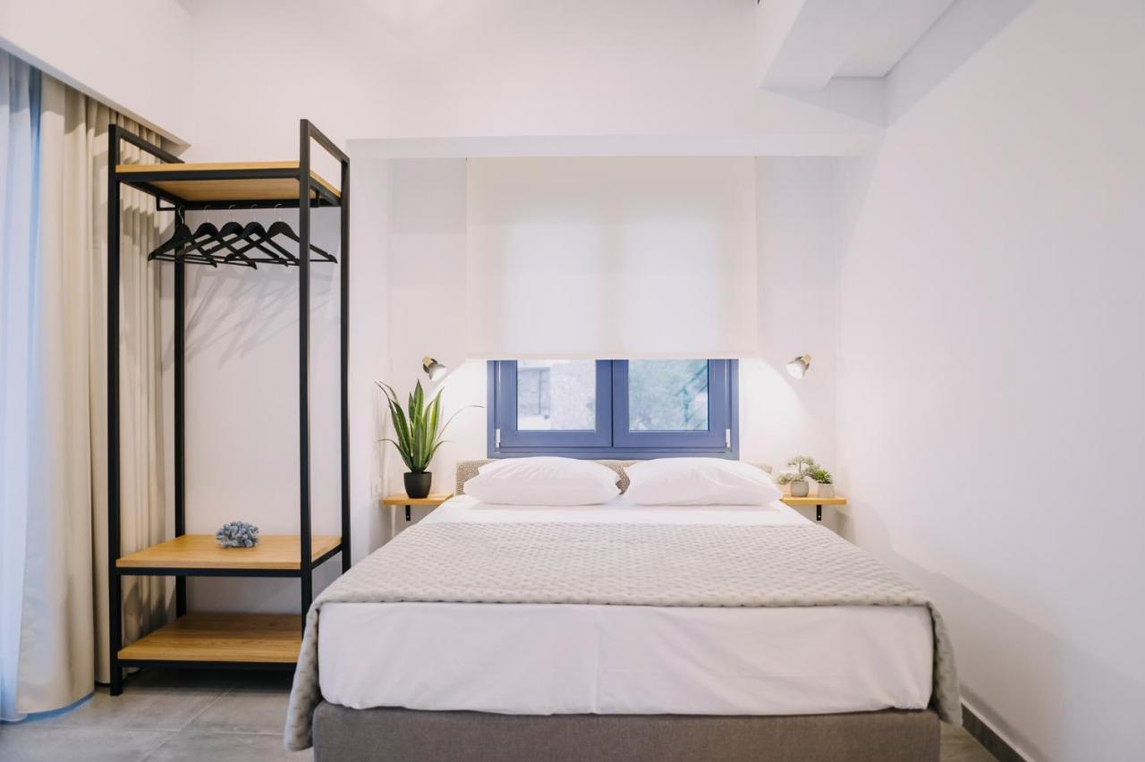 يميناريا Blue Stone Luxury Suites المظهر الخارجي الصورة