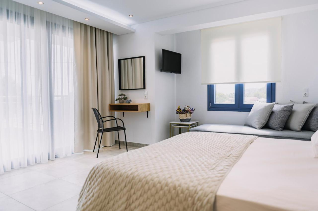 يميناريا Blue Stone Luxury Suites المظهر الخارجي الصورة