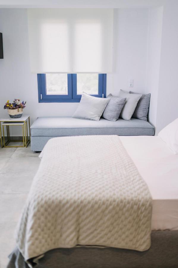 يميناريا Blue Stone Luxury Suites المظهر الخارجي الصورة