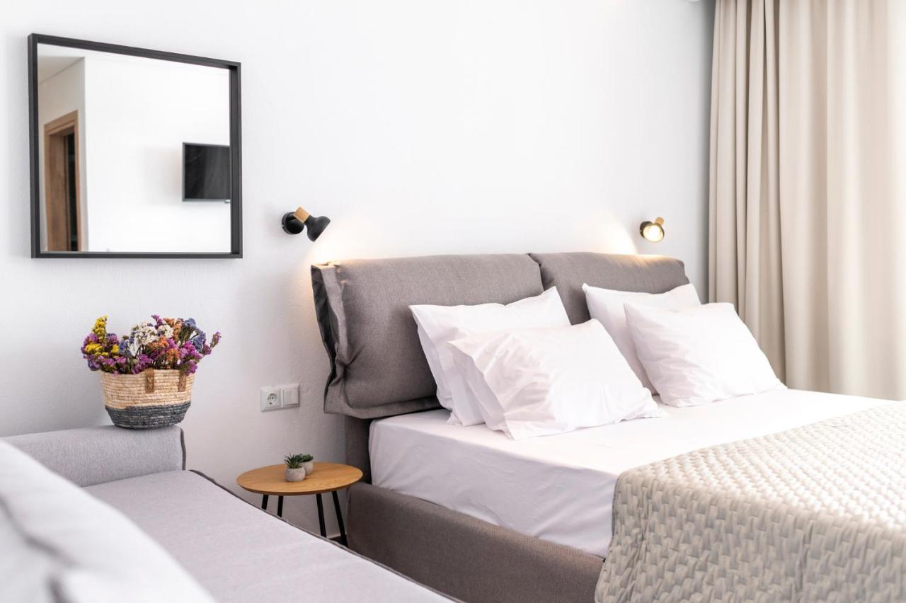 يميناريا Blue Stone Luxury Suites المظهر الخارجي الصورة